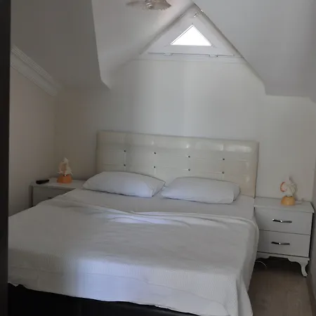 Akbuk Palace Aparthotel