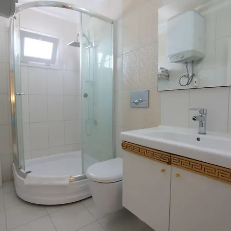 Aparthotel Akbuk Palace