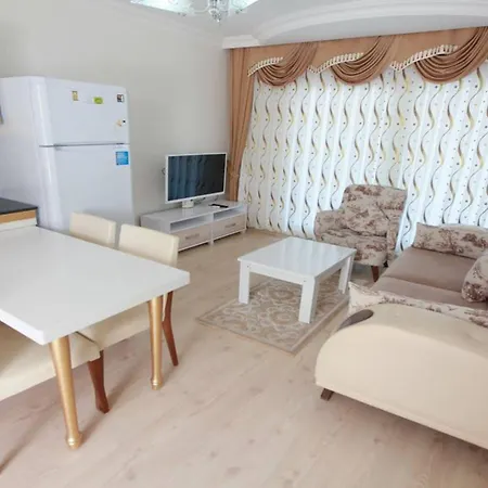 Akbuk Palace מלון דירות