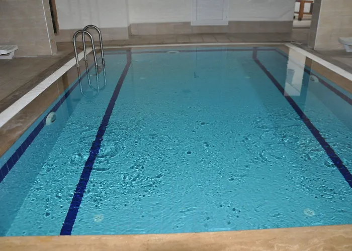 Akbuk Palace Aparthotel