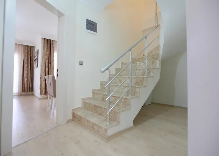 Aparthotel Akbuk Palace 2*